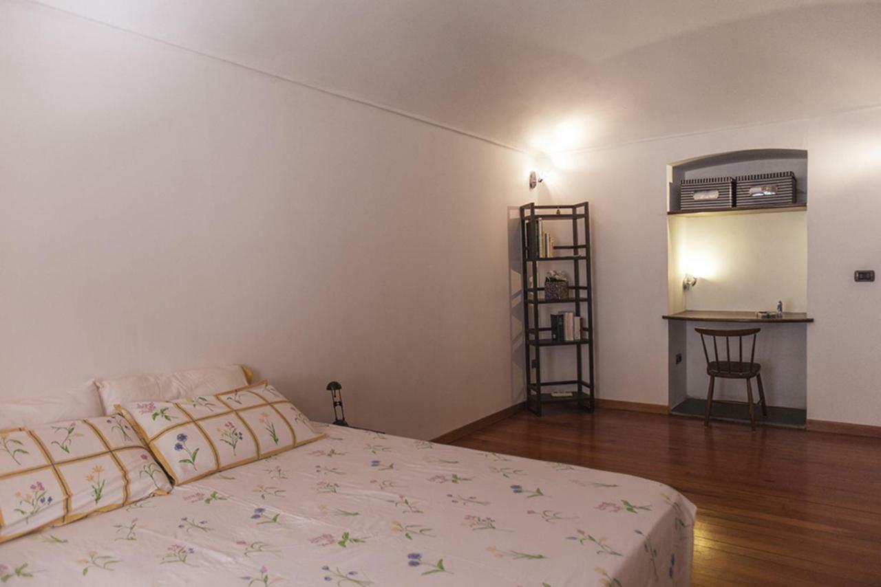 Monikapsa Apartment Turin Exterior photo