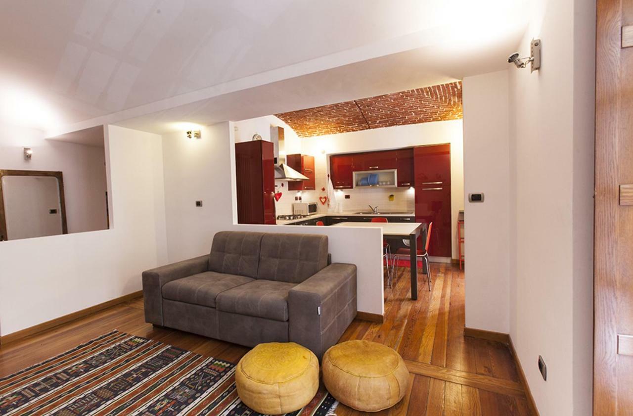 Monikapsa Apartment Turin Exterior photo